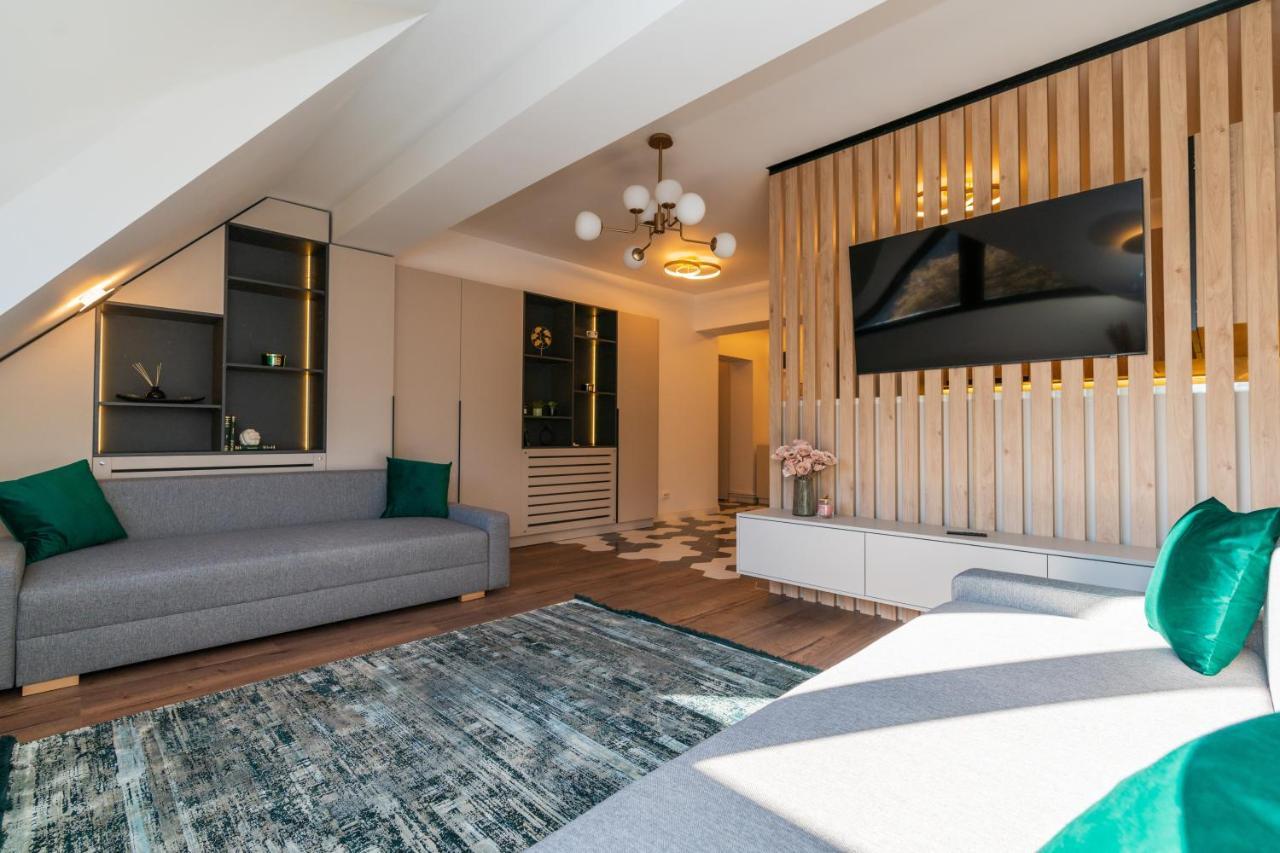 Clabucet Luxury Apartament プレデアル エクステリア 写真
